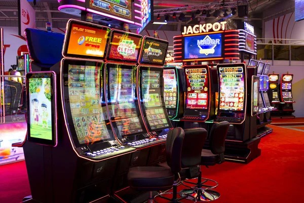 Multi-camera live-dealer Three Card Poker studio setup
